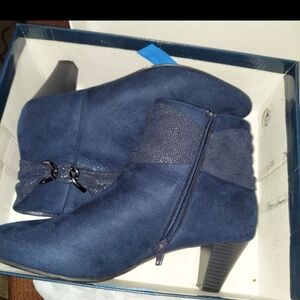 KAREN SCOTT WOMENS CASEE FAUX SUEDE ZIPPER ALMOND TOE BOOTIES SHOES